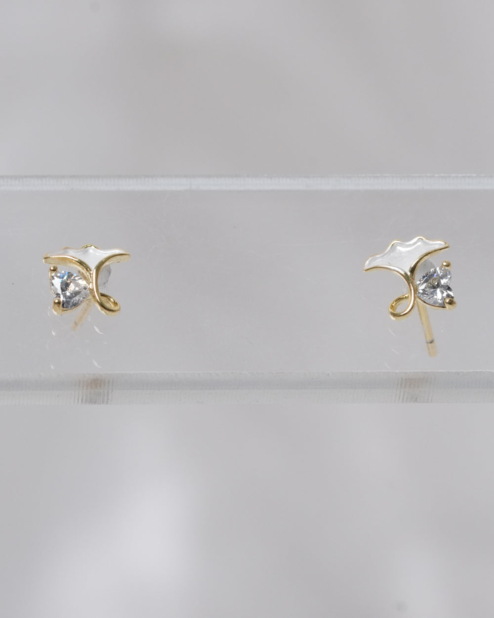 Delicate Ginkgo Leaf Enamel