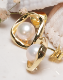 Aurora Pearl Swirl Stud Earrings