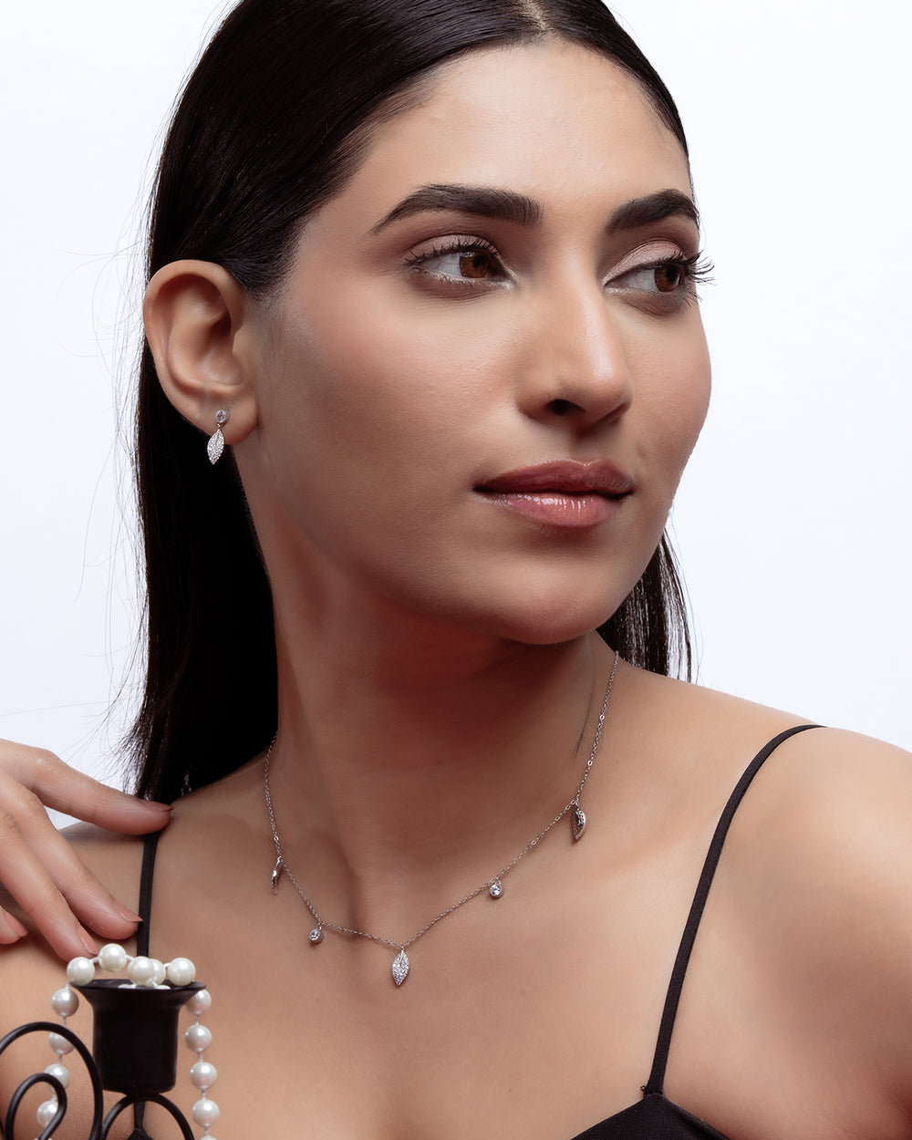 Dazzling Cubic Zirconia Flowerette Chain & Earring Set
