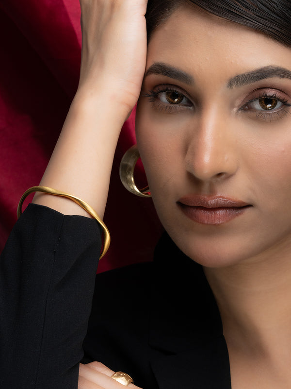 Matte Gold-Tone Organic Wave Kada