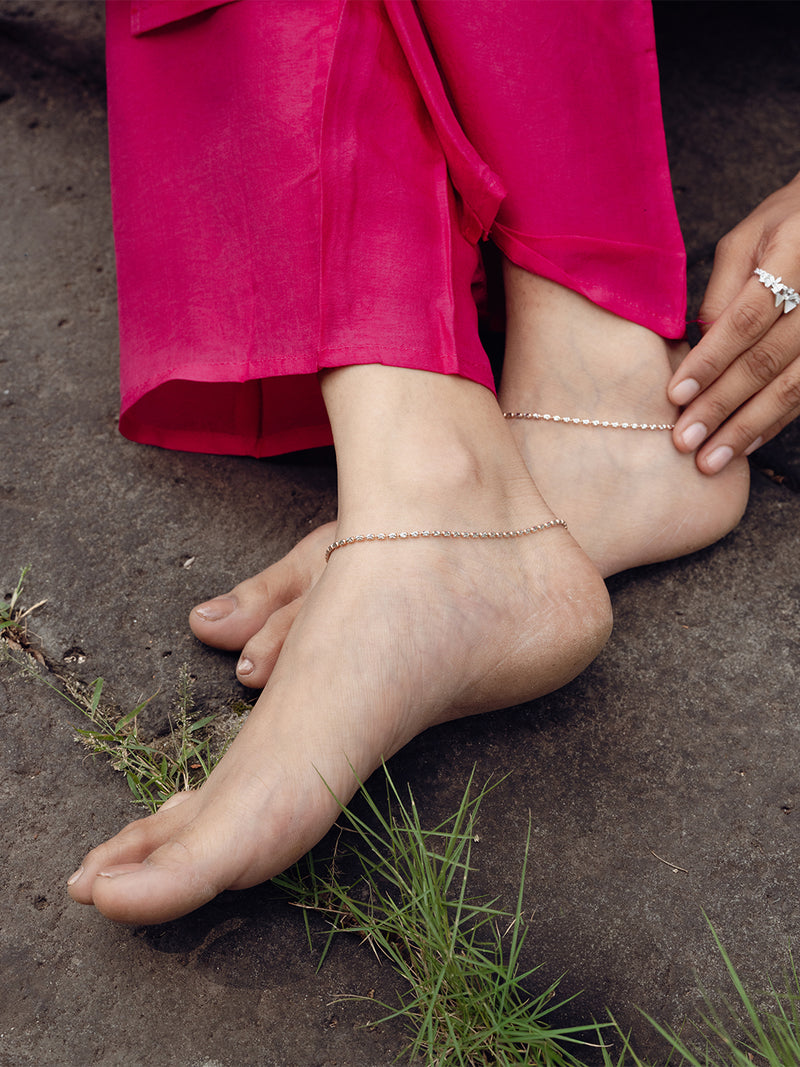 Delicate Rose Gold-Tone Beaded Chain Anklet