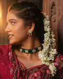 Emerald Noor Choker With Earrings