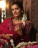 Emerald Noor Choker With Earrings