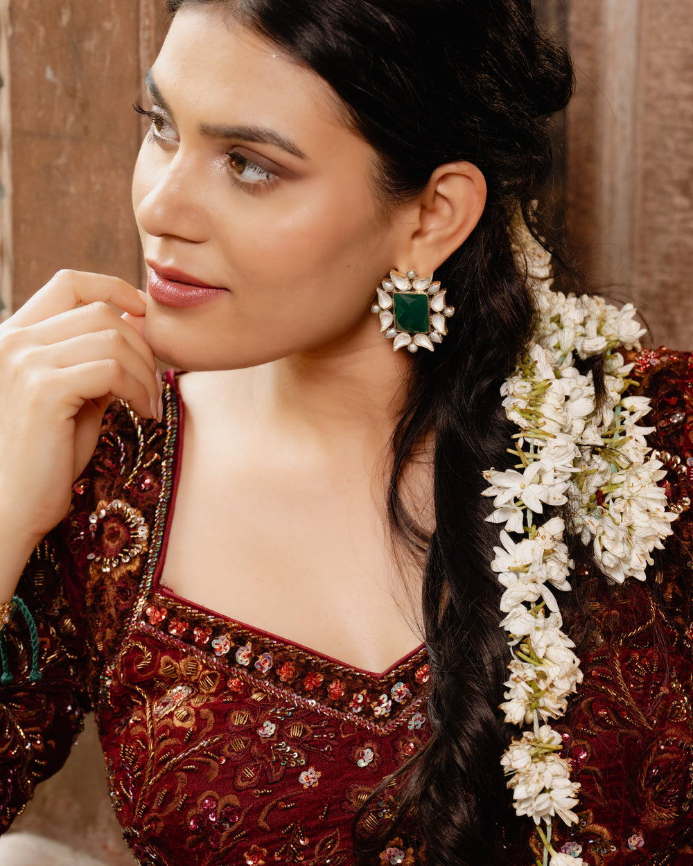 Regal Emerald-Cut Kundan Stud Earrings